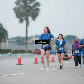 Runner Photo 7551443