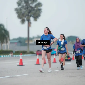 Runner Photo 7551445