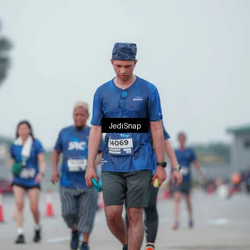 Runner Photo 7551450