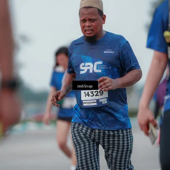 Runner Photo 7551463