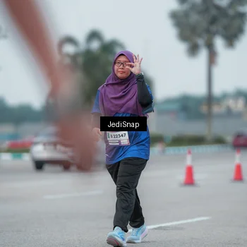 Runner Photo 7551465