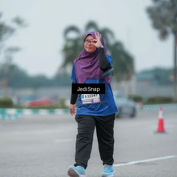 Runner Photo 7551471