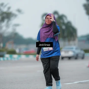 Runner Photo 7551474