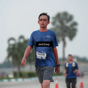 Runner Photo 7551478