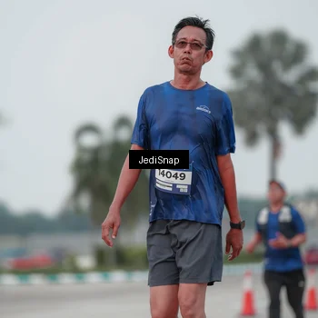 Runner Photo 7551480