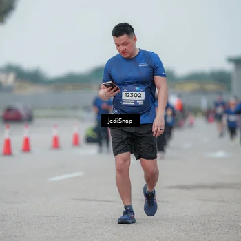Runner Photo 7551500