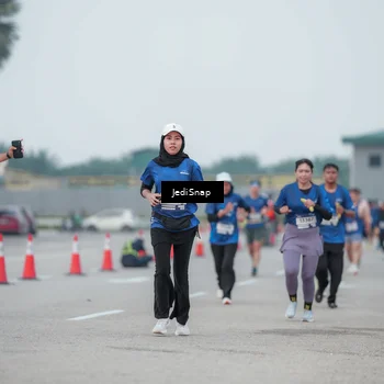 Runner Photo 7551501
