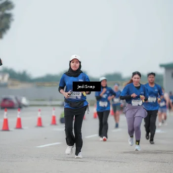 Runner Photo 7551505