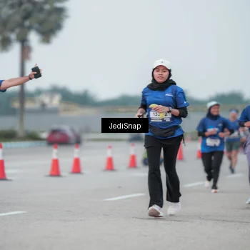 Runner Photo 7551507