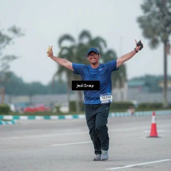 Runner Photo 7551509