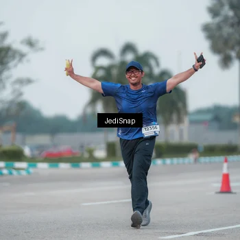 Runner Photo 7551511