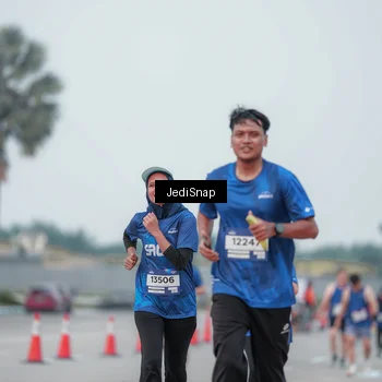 Runner Photo 7551540