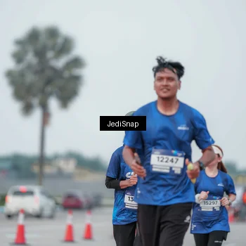 Runner Photo 7551541