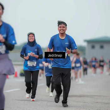 Runner Photo 7551542