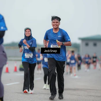 Runner Photo 7551544