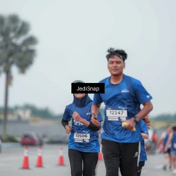 Runner Photo 7551550