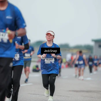 Runner Photo 7551556