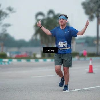 Runner Photo 7551571