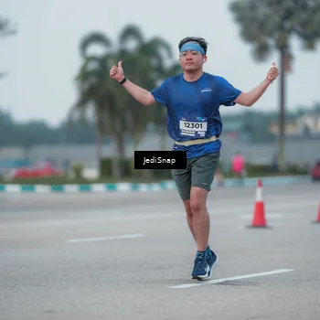 Runner Photo 7551574