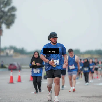 Runner Photo 7551576