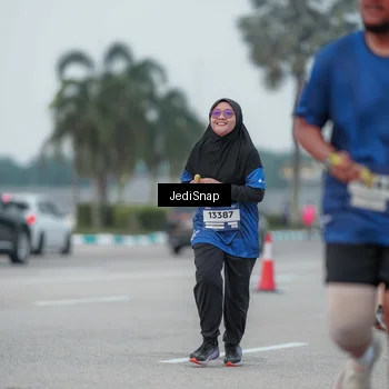 Runner Photo 7551593