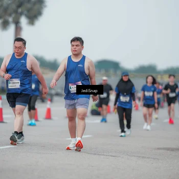 Runner Photo 7551597