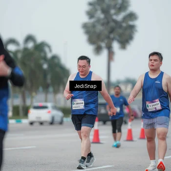 Runner Photo 7551605