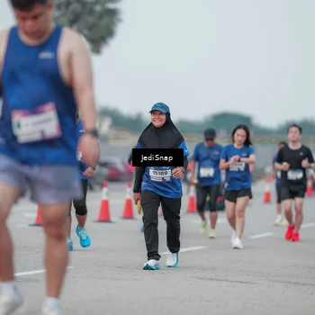 Runner Photo 7551607