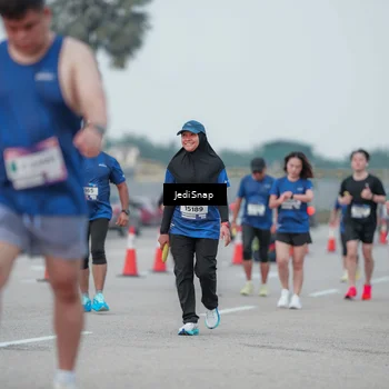 Runner Photo 7551608