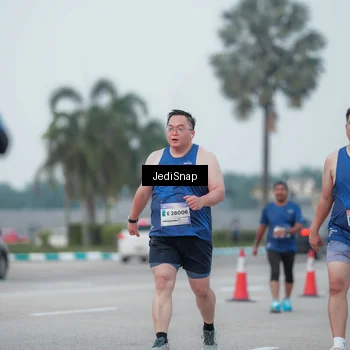Runner Photo 7551611