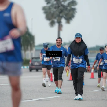 Runner Photo 7551613