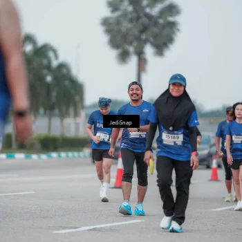 Runner Photo 7551616