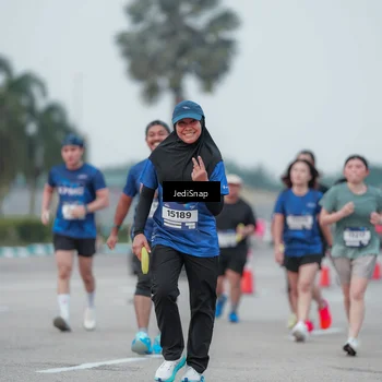 Runner Photo 7551618