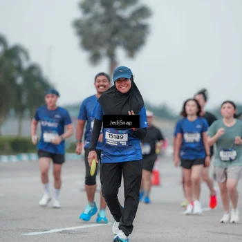 Runner Photo 7551619