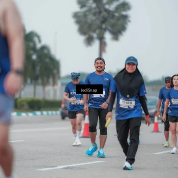 Runner Photo 7551620
