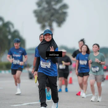 Runner Photo 7551622