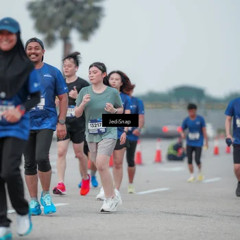 Runner Photo 7551624
