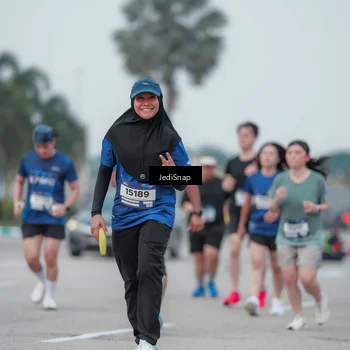 Runner Photo 7551625