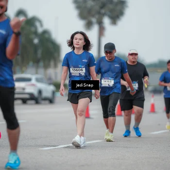 Runner Photo 7551636