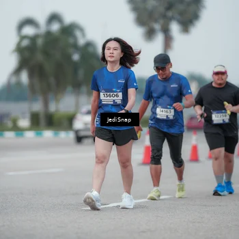 Runner Photo 7551639