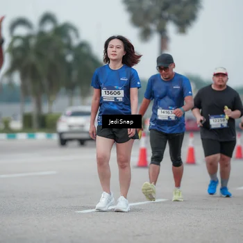 Runner Photo 7551642