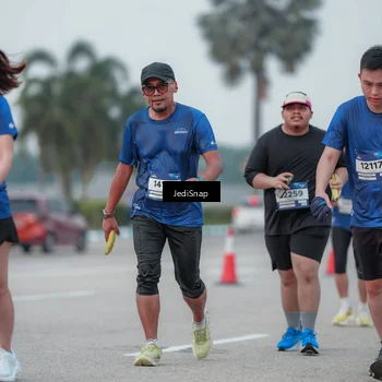 Runner Photo 7551648