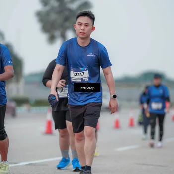 Runner Photo 7551649