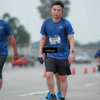 Runner Photo 7551650