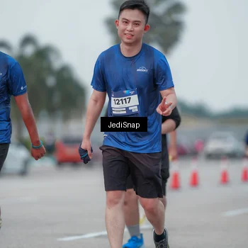 Runner Photo 7551655
