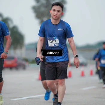 Runner Photo 7551666
