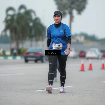 Runner Photo 7551672