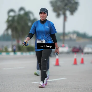 Runner Photo 7551676