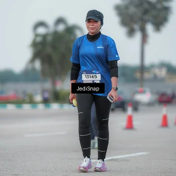 Runner Photo 7551680