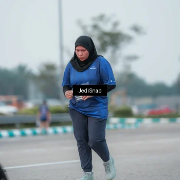 Runner Photo 7551684